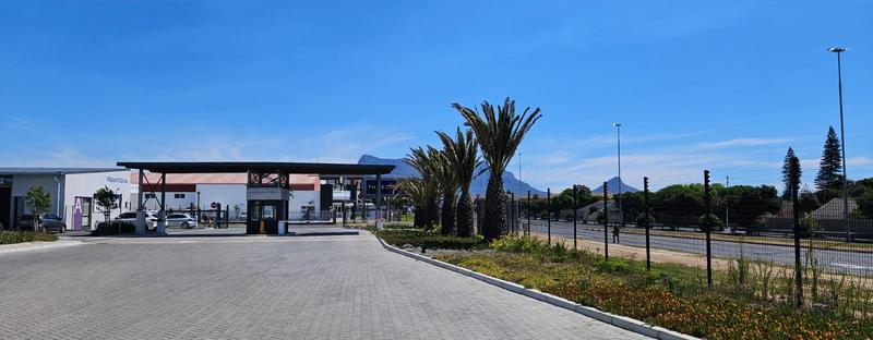 To Let commercial Property for Rent in Killarney Gardens Western Cape